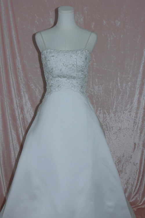 DaVinci Bridal Wedding Gown- Style T8166
