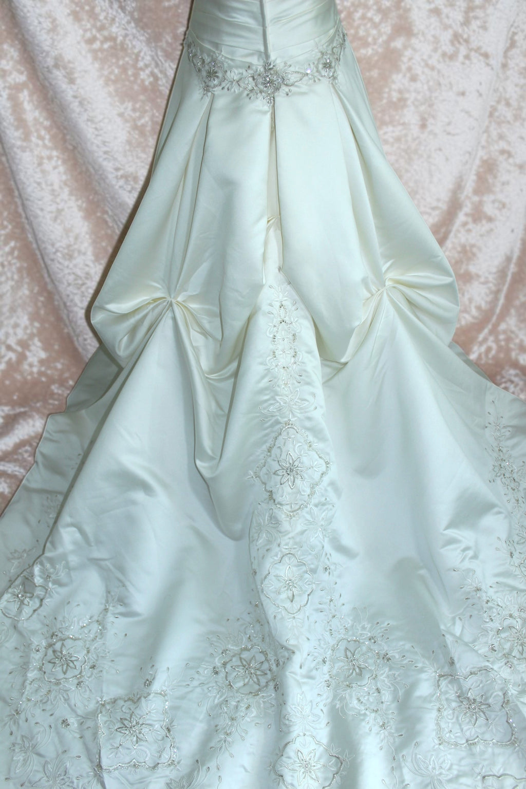 Ivory Dropped Waist Wedding Gown