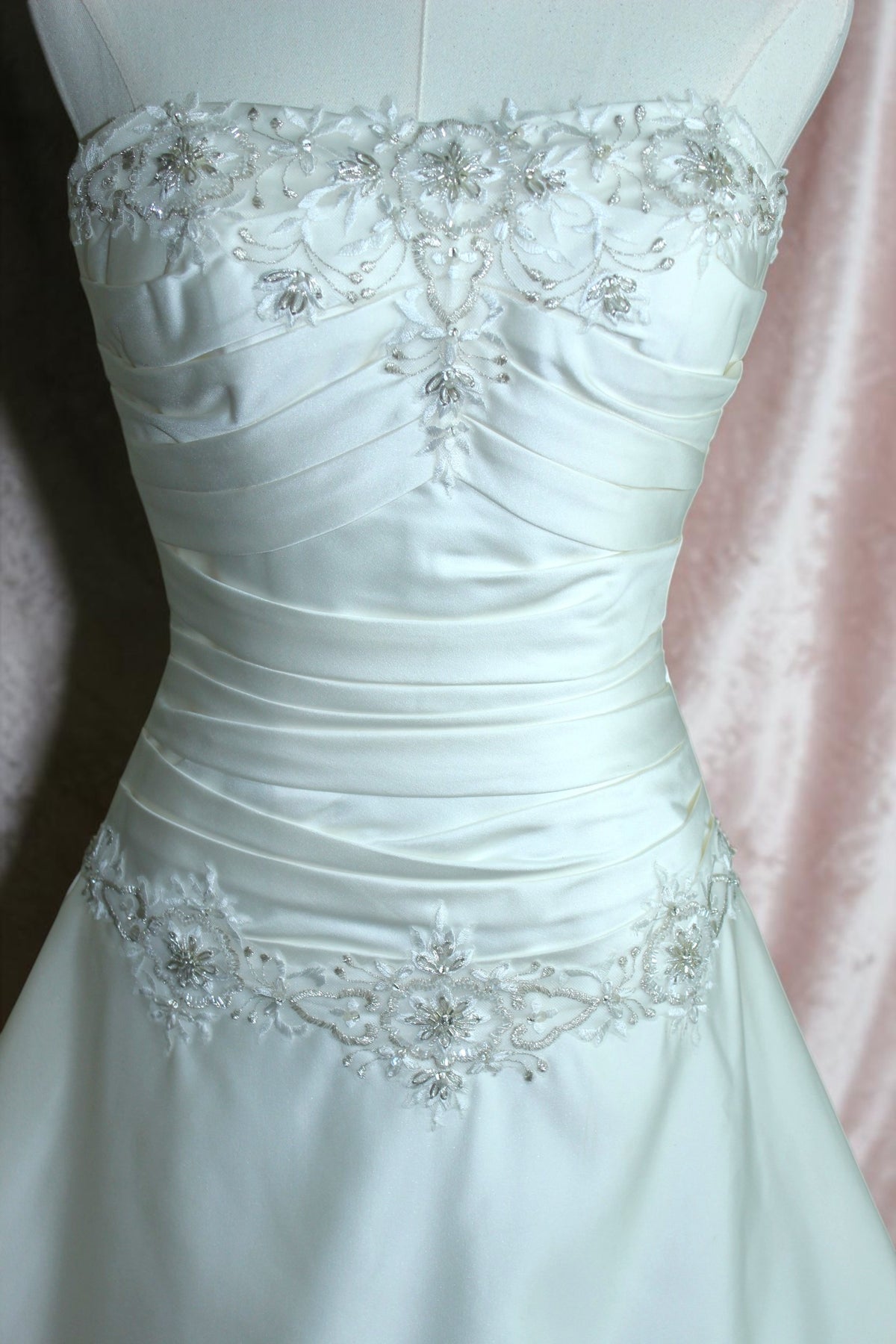 Ivory Dropped Waist Wedding Gown