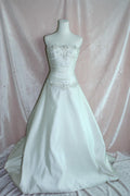 Ivory Dropped Waist Wedding Gown